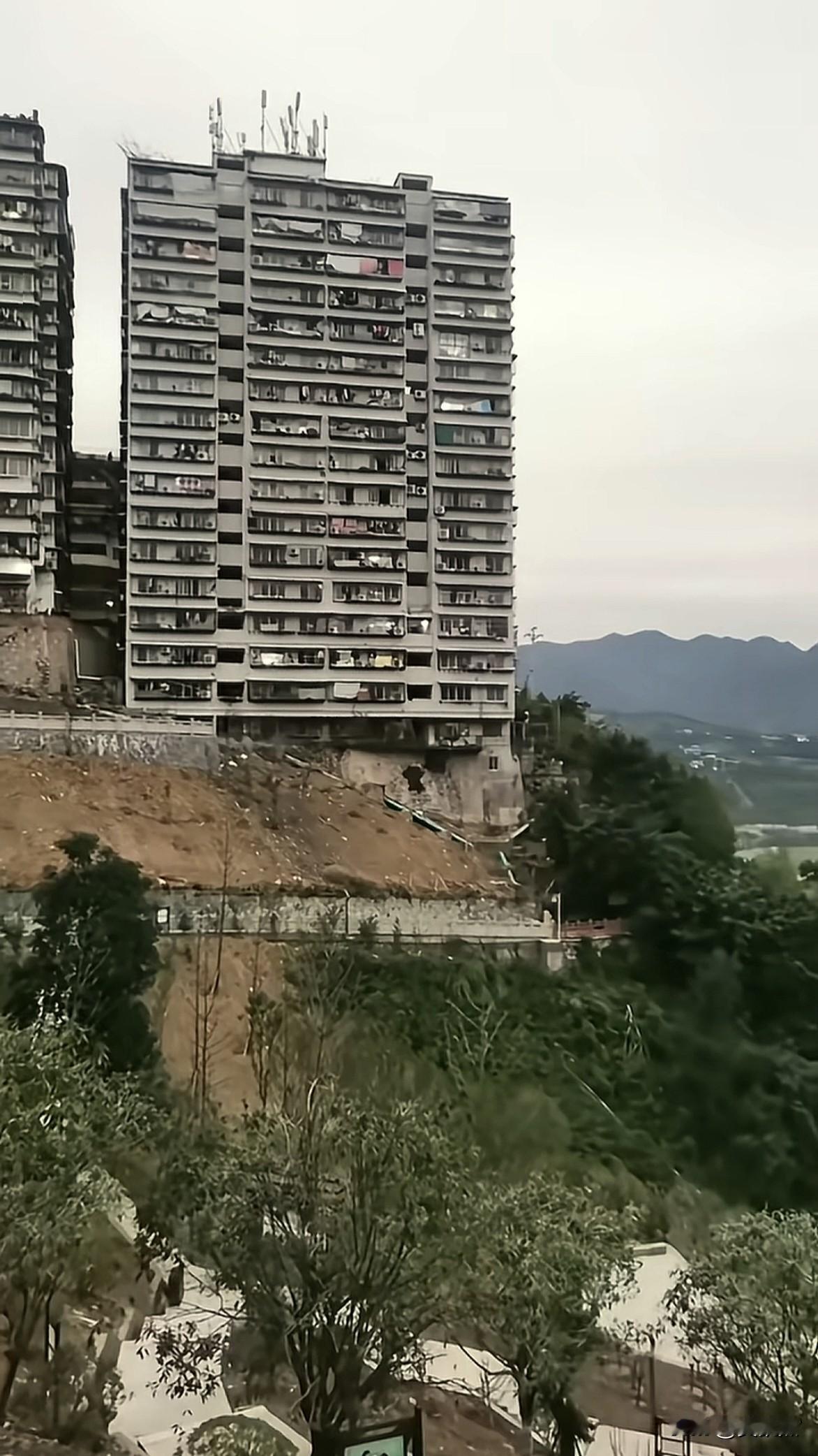 这栋楼到底有没有危险？