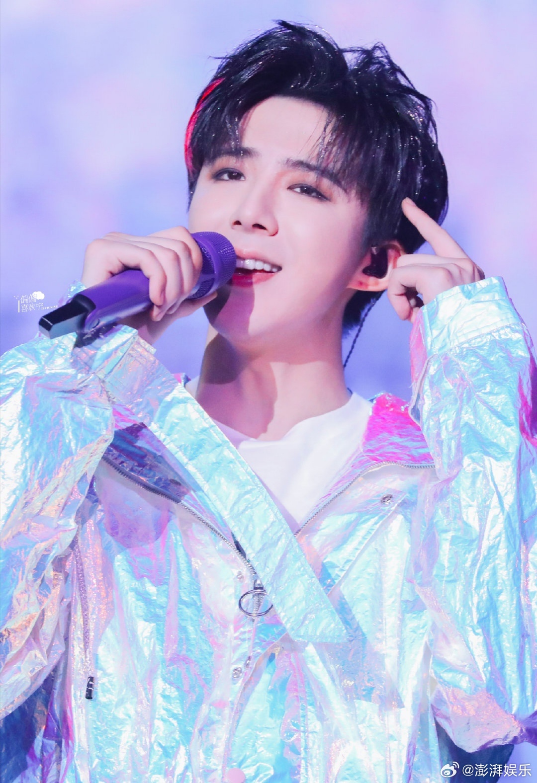 刘宇宁去医院怕被拍到刘宇宁就医怕被拍的背后藏着心酸！直播直言仅为皮肤科常规复诊