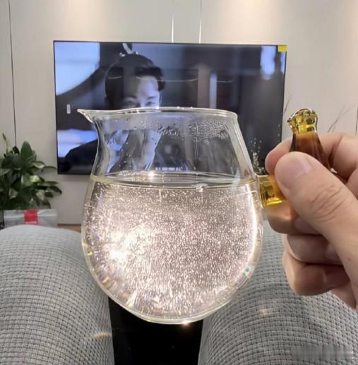 终于知道白毫银针是这个意思啊！