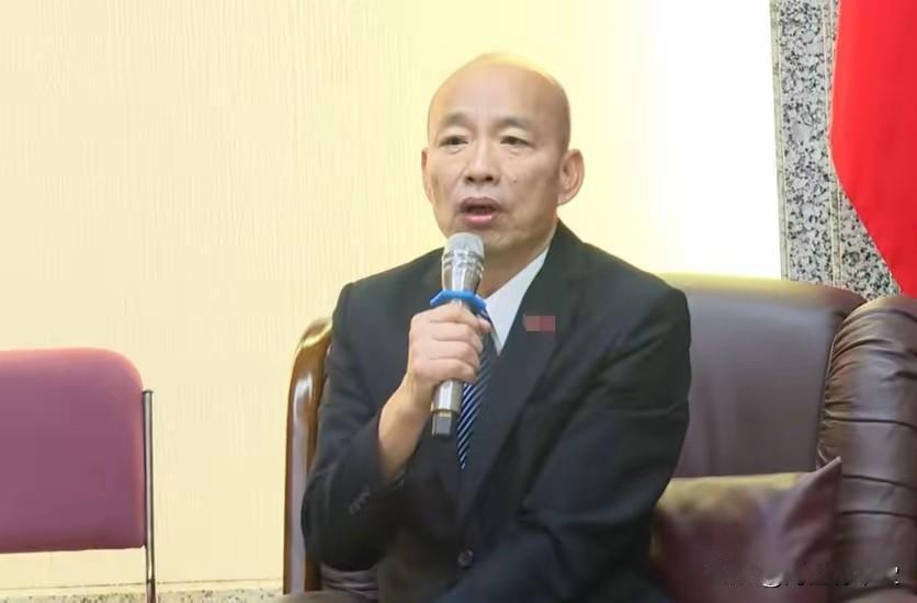 韩国瑜：不做老枪台湾“立委”沈伯洋被大陆通缉，民进党风声鹤唳，沈伯洋被台独势