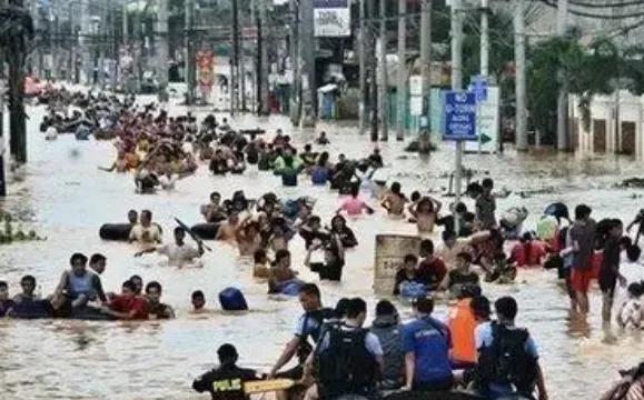 美国卢比奥要求中国援助菲律宾灾区物资，派遣救援队，7月以来。菲律宾遭受自然灾害，