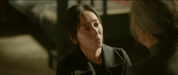 演员董晴的含金量还在上升被董晴的细节演技征服👍！李娟的隐忍、心痛、倔强，全在眼