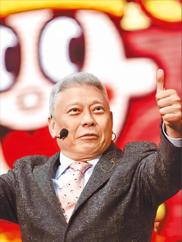 台湾省首富、旺旺集团创始人蔡衍明，一直立场鲜明。 他斥巨资收购多家台湾媒体，