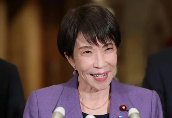 高市早苗怕啥来啥？中国27号公告发布，日本没等到中方的会面，等来了中方的制裁清单