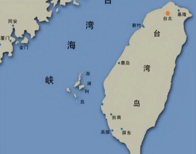 北京的耐心，正在被“两线夹击”所耗尽。第一条，是民进党掏空台湾地区资源，把大批资