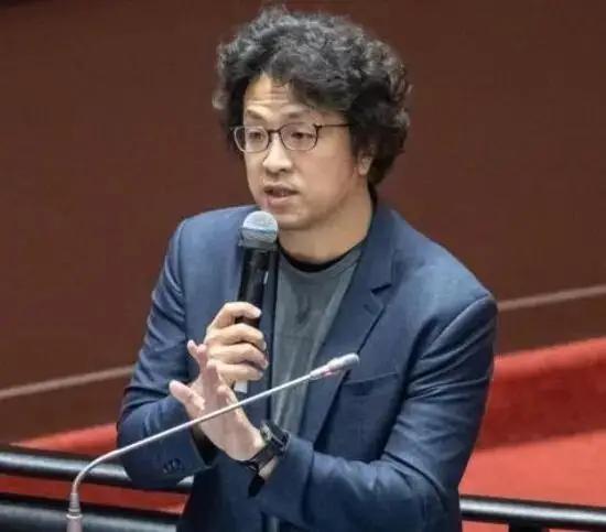 “台独”顽固派沈伯洋打算赴大陆，国台办四字表态很明确，赖清德恐怕要尴尬了。赖