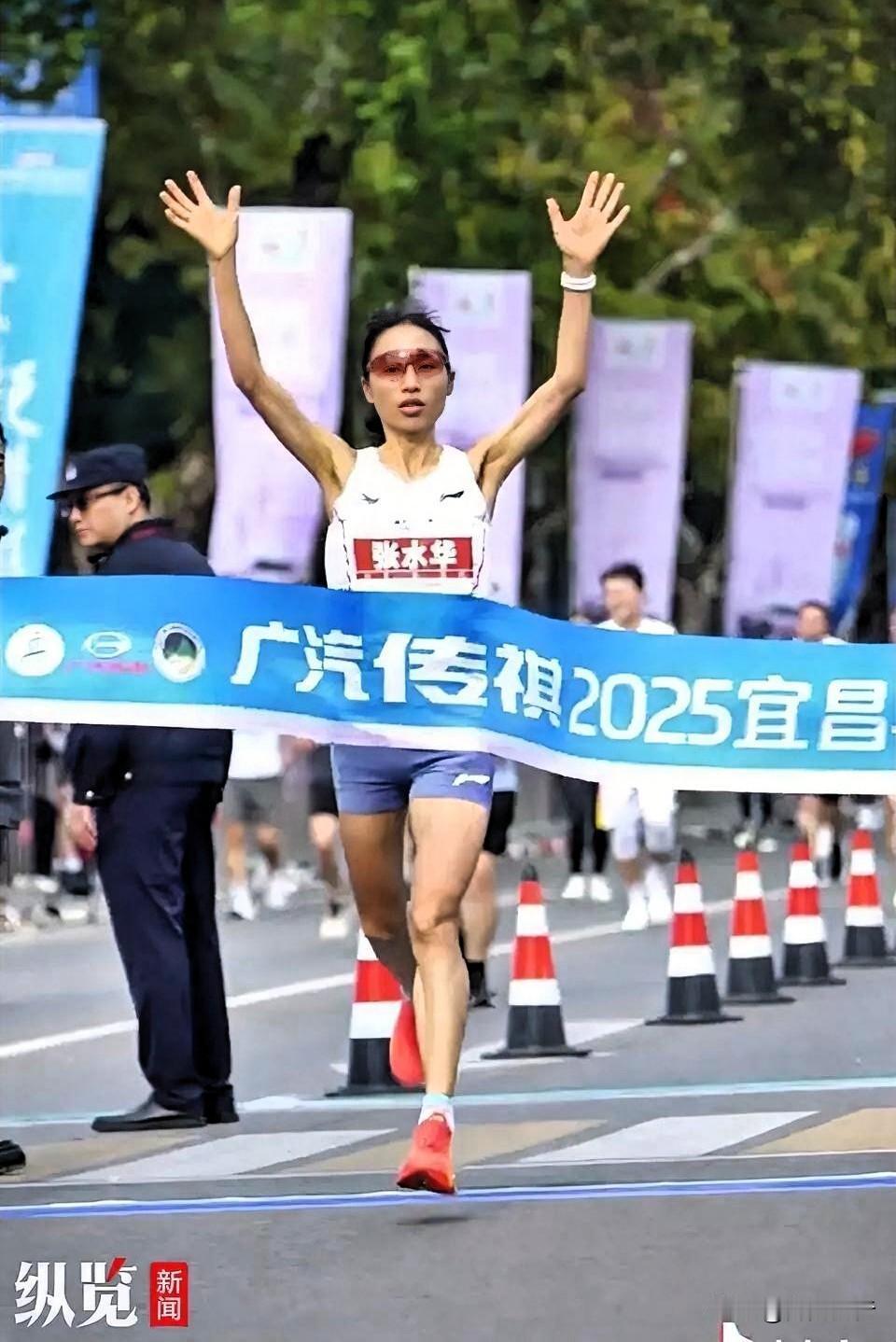 张水华又参加马拉松了，我不意外！张水华又调休了，我也能理解，但是张水华这次夺