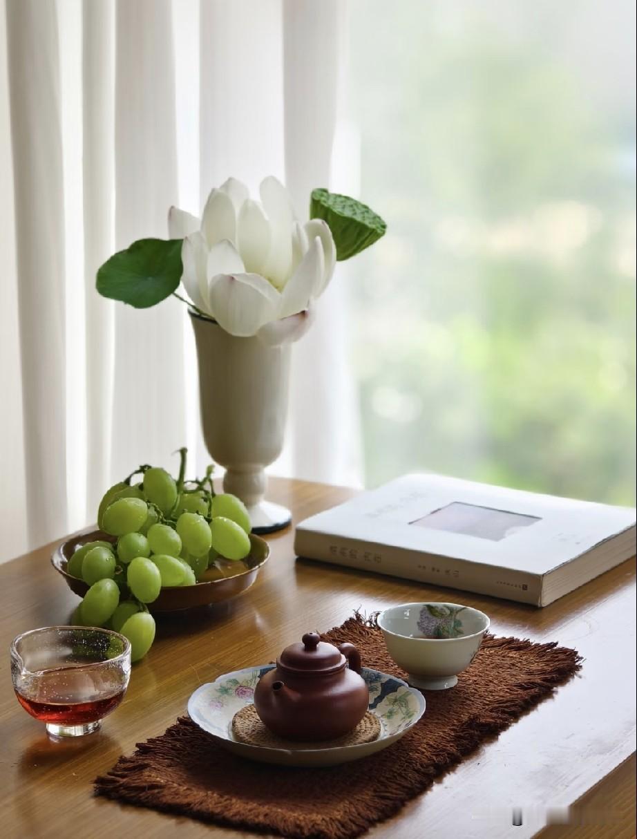 退休后，请好好爱爱自己，下面分享10条爱己箴言，条条入心一、爱自己，就从好好