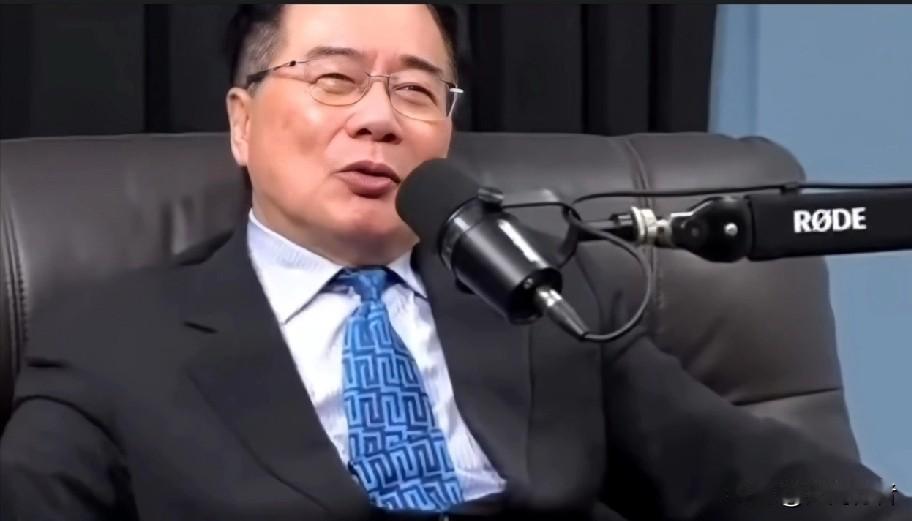 近日台湾名嘴蔡正元在节目中一针见血，他说：别对台湾的“馆长”和郑丽文抱太大幻想。