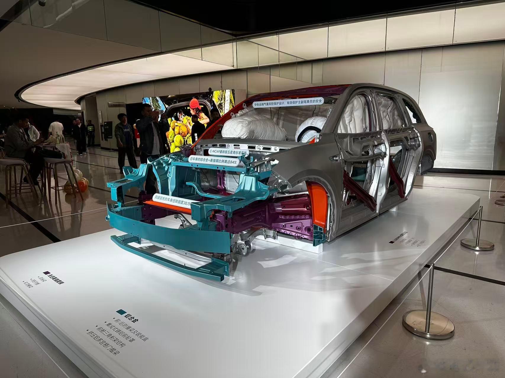 2026款乐道L90来咯，价格还是依然惊喜的，配置更是猛猛加量啊具体来看下，20