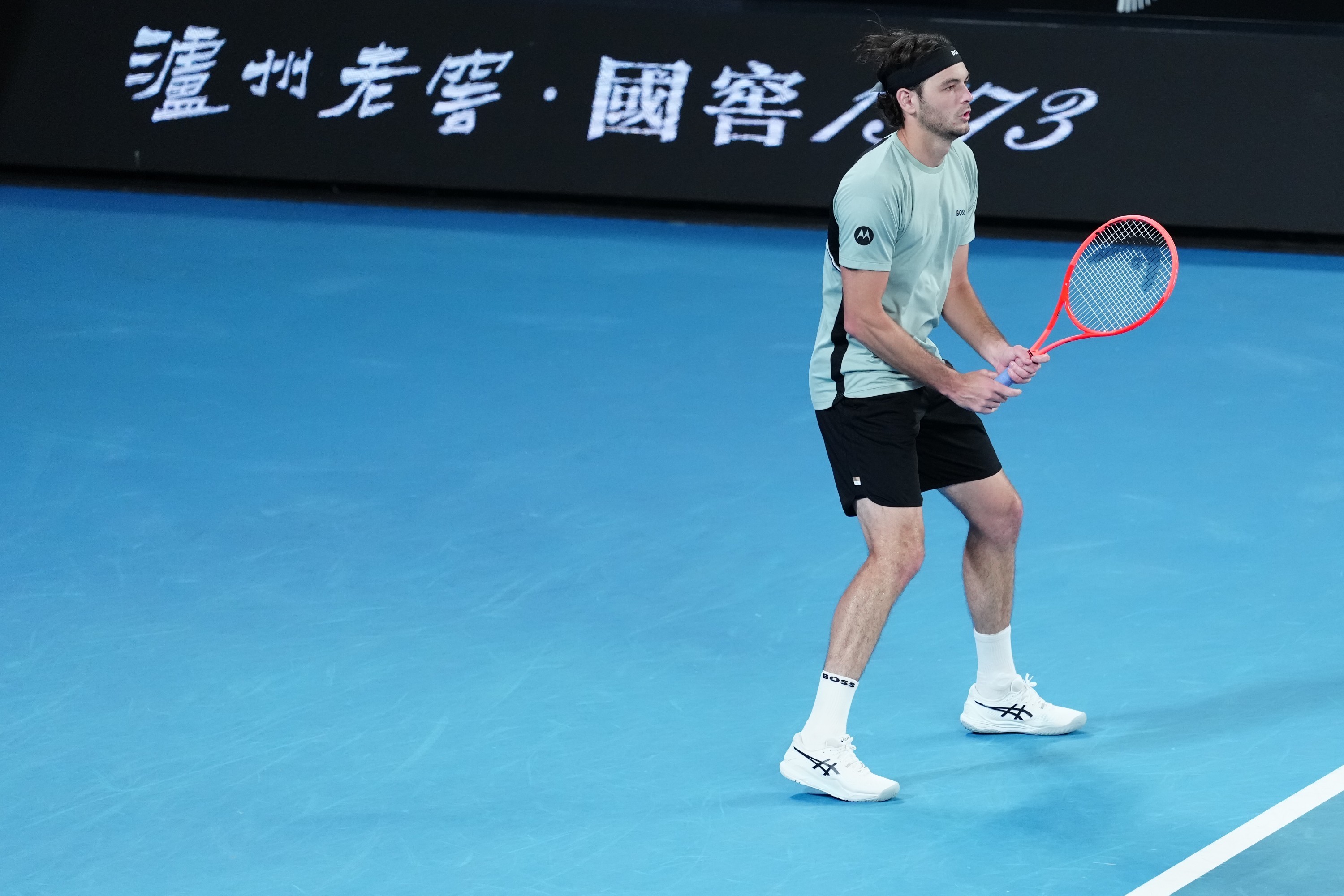 瓦林卡无缘澳网16强2026澳网男单第三轮，瓦林卡激战四盘以6-7(5)/6-