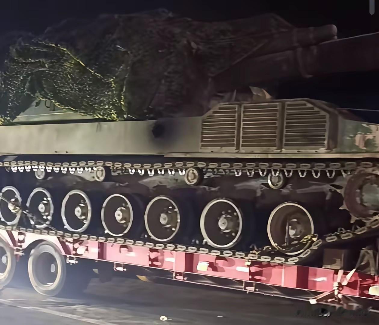 不可能是新一代坦克，7对负重轮的坦克重量会大幅增加，对机动性和运输都将是巨大挑战
