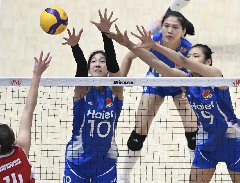 中国女排，掀起了青春沙尘暴！且看2026年，世界女排联赛第一周，18支球队参赛阵