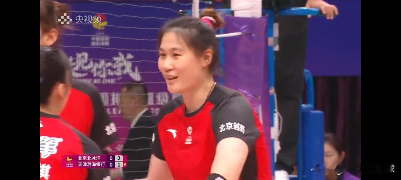 实话实说：京津之战撕到五局，有点没想到。先恭喜天津女排迎来首秀开门红！看了全
