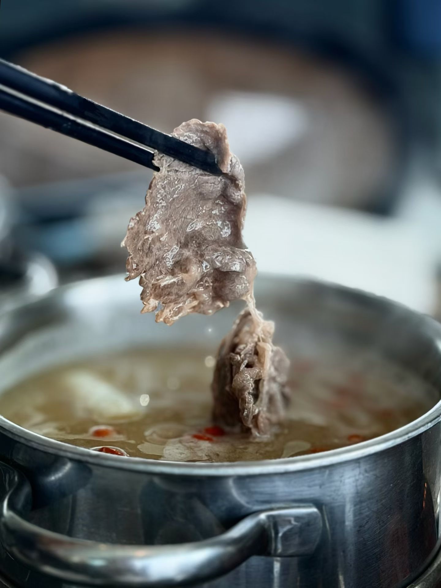 我真服了，丽思瑞自助午餐丰盛得过于夸张，从中午撑到现在，晚饭直接省了（一位吃饭专