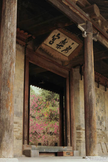 旅游热度很低却很夯的城市湖南黔阳保留原生态千年古城，沅江沿岸风光柔和，古楼承载诗