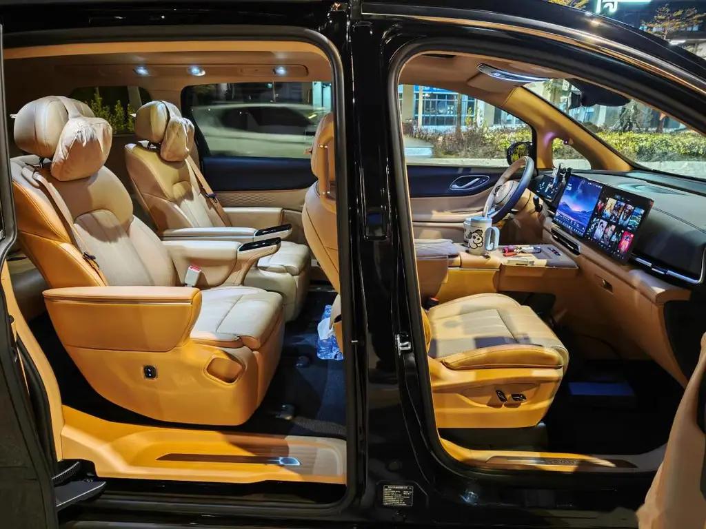 猜猜这是什么车