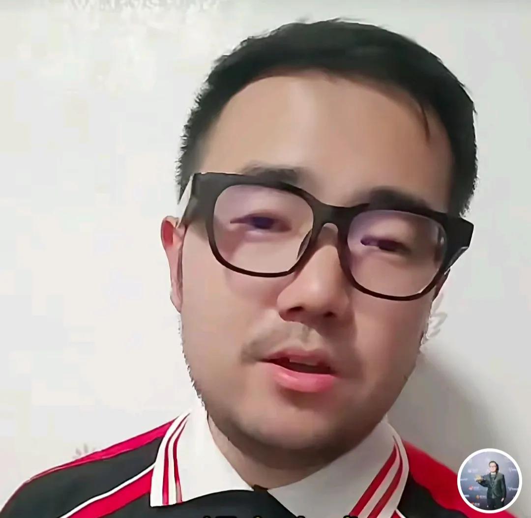 媒体人潘伟力表示，U23国足球员短期内很难进成年国家队，并不是能力问题！潘伟力