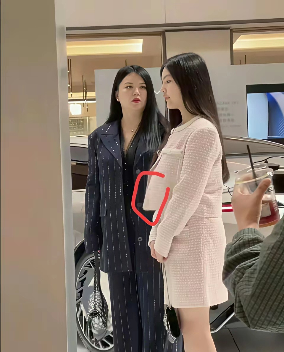 看到王诗龄，才知道原来富豪的衣服也会出现这种问题……​​​