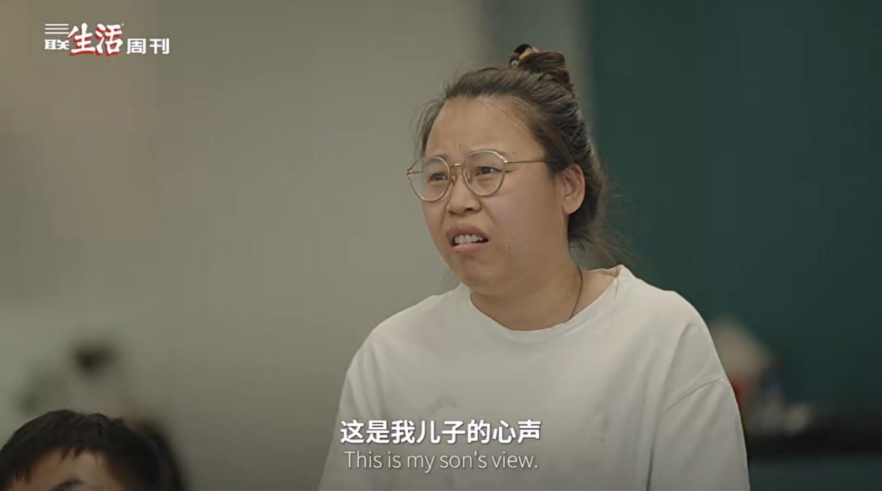 看看这位妈妈愁的，才10岁的儿子心声就是想吃饭睡觉打游戏，等爸妈不能养我的时