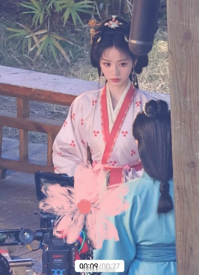 都是生图状态，在拍古偶剧女主造型路透来浅评下