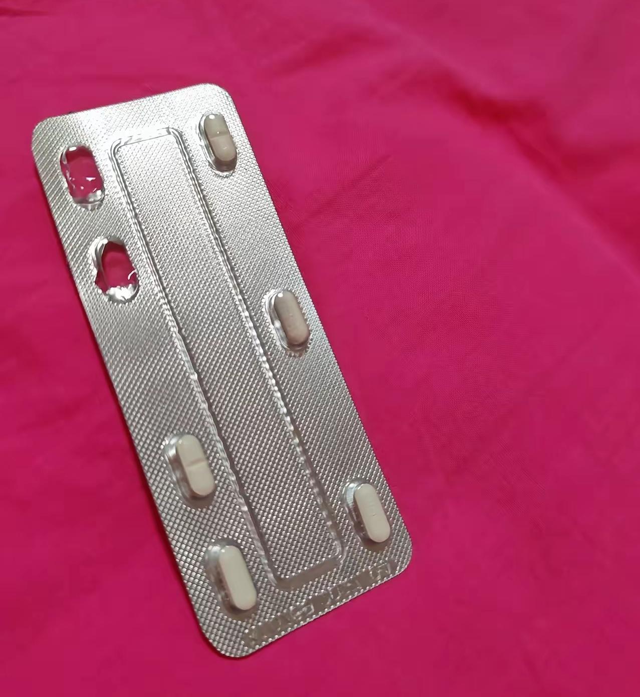 最近我真的很烦恼，之前吃半片药就能安稳地睡几个小时，但这一周来，我发现自己一点都