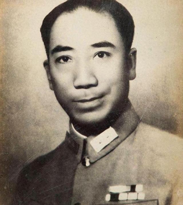 戴笠暴怒彻查军统内鬼，看清名字却大笑绝无可能！此人是谁？懂行的人都知道，军统的