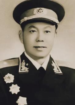 1984年，开国少将孔俊彪回老家，对招待他的县干部说：“我这次回来只住两天，麻烦