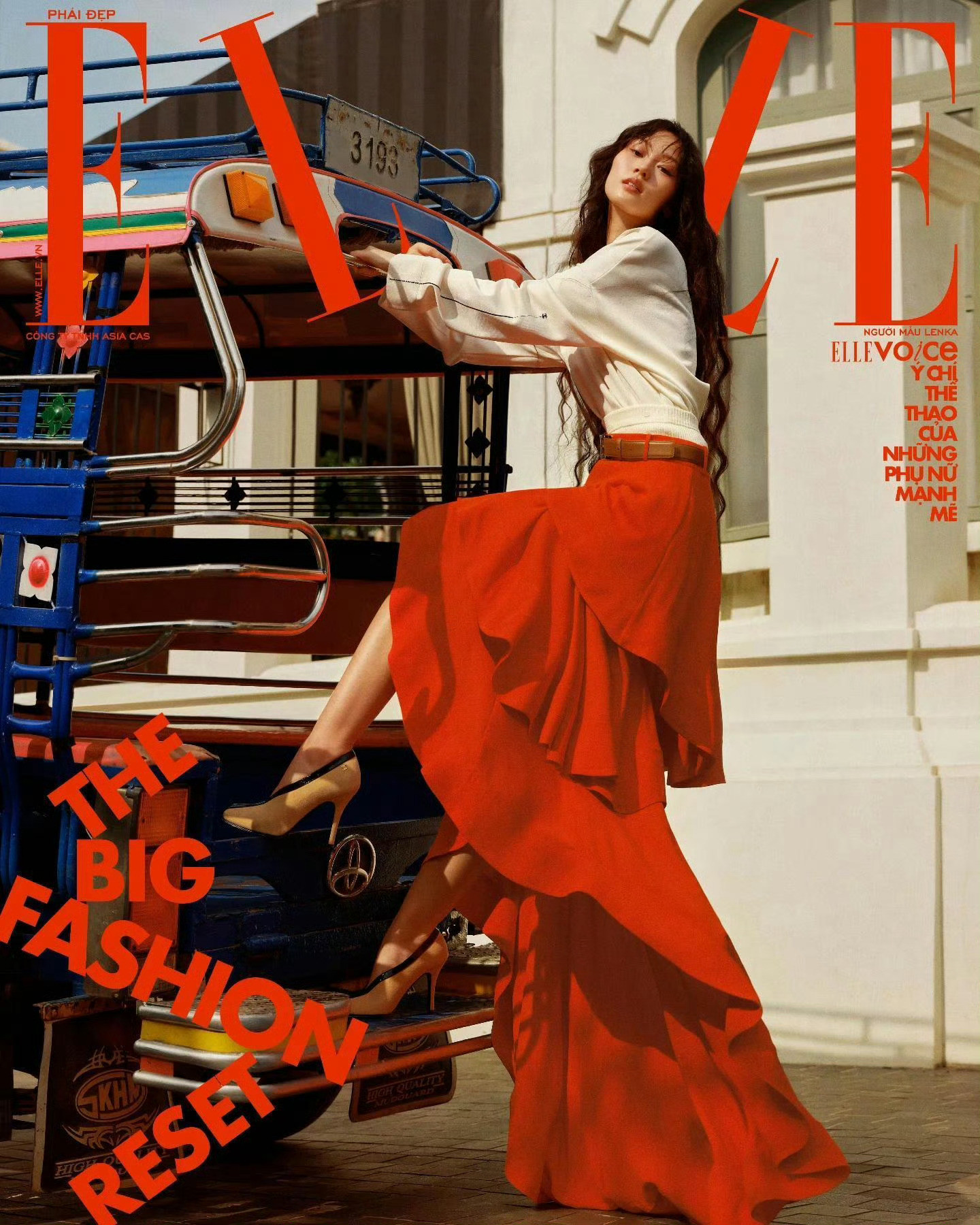 越南ELLE三月刊封面大片模特：Lenka、AiBang摄影：De