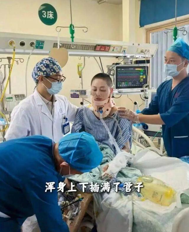 “这简直是奇迹啊！”湖南长沙城，27岁姑娘“晚安安”从35楼坠下，先被一棵四米多