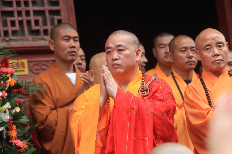 时隔几个月少林寺原住持释永信终于等到了这一天据新乡市人民检察院消息，嵩山