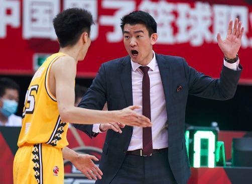 600万只是个饼！估计周琦的600万要难以兑现了，连决赛的地板都没看到，半决赛