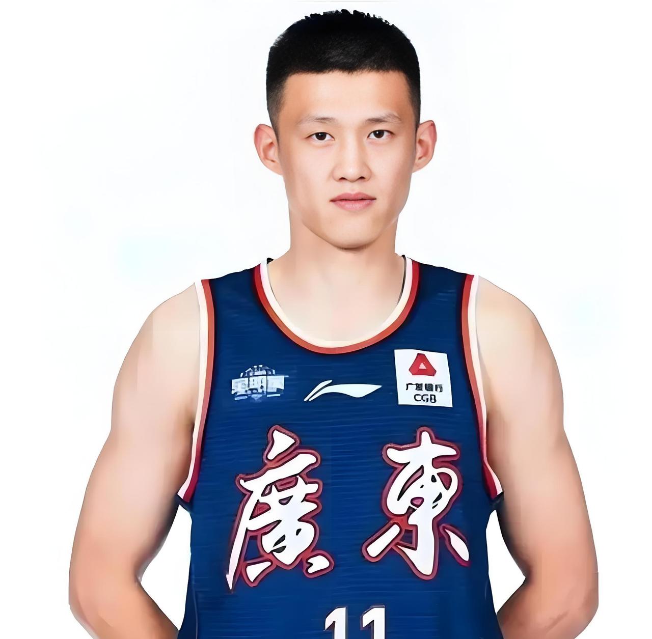 最近CBA圈子里讨论挺多的，几位拿过冠军的老将可能要在休赛期做个重要决定了，年龄