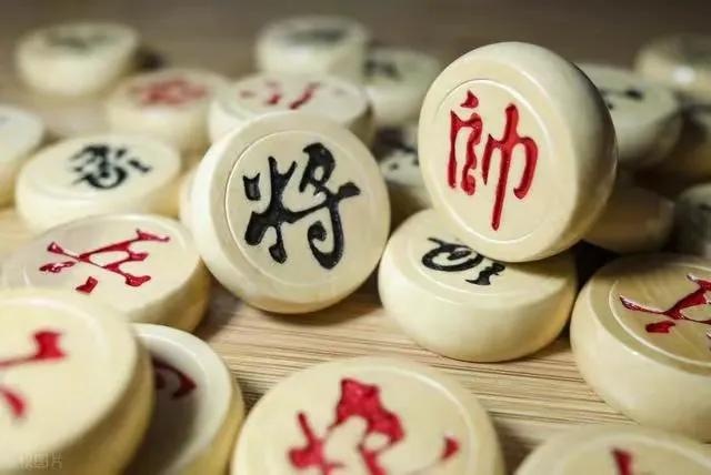 文革时期为什么禁止象棋？在“文革”期间(1966-1976年)，象棋等传统棋类活