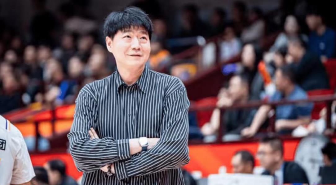 山东男篮邱彪主教练继续带队，休赛期围绕年轻球员青训球员大做文章，这是一个非常有意