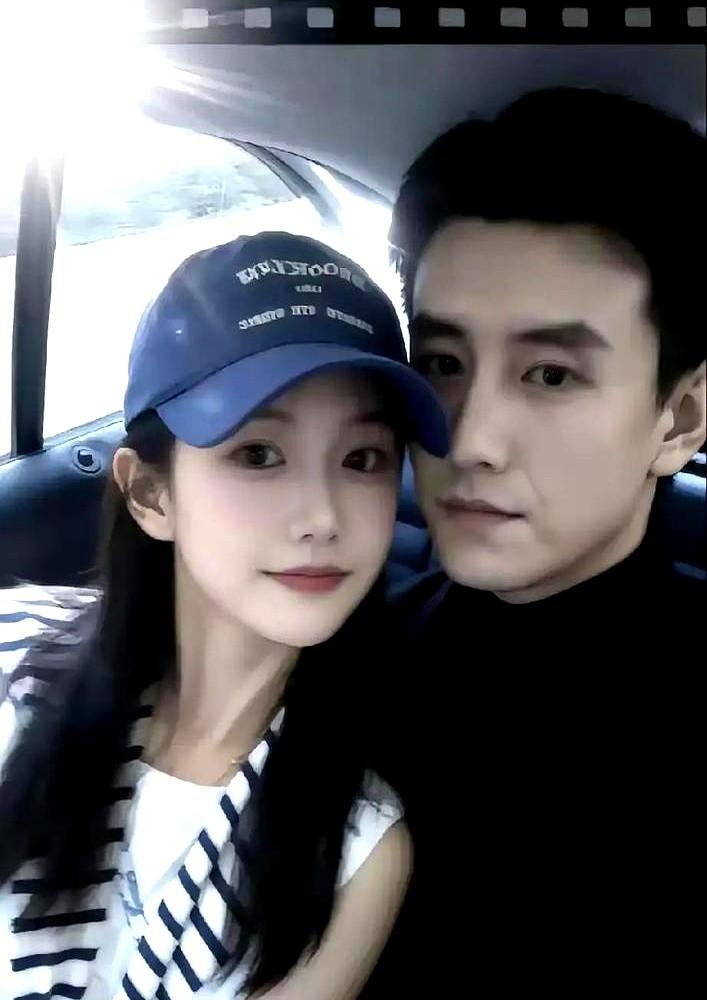 一个人愿意陪伴七年，即使无名也值得尊敬。刘萧旭和梁思伟的故事或许普通，但背后藏着