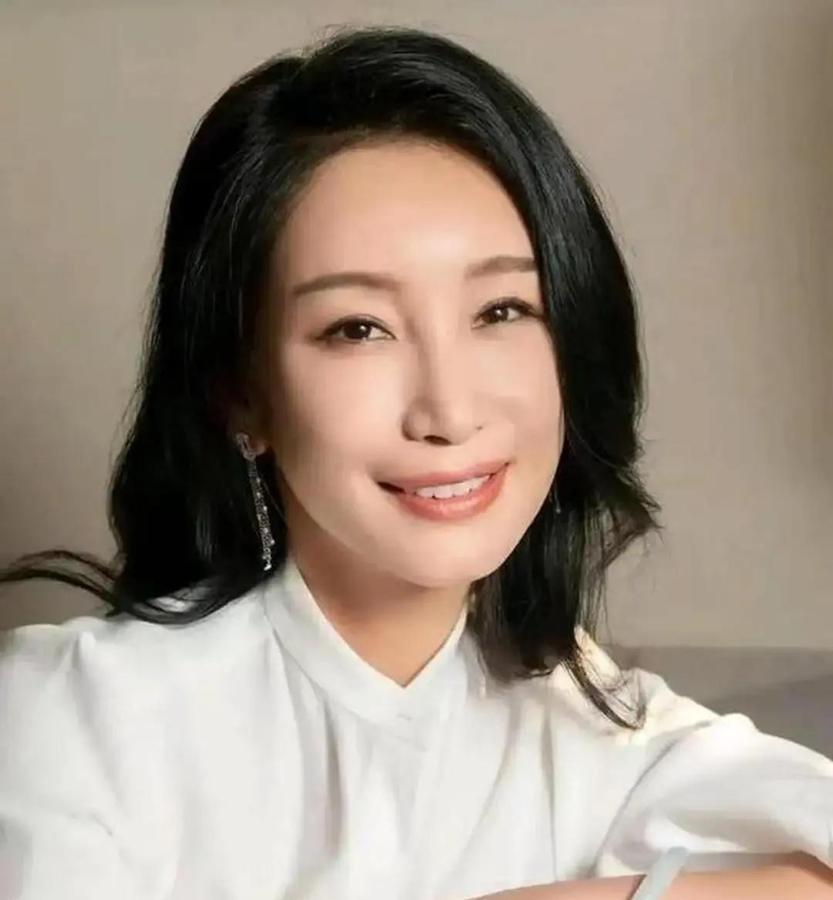 有些关系你要是只当人情看，那可就彻底看浅了。郭麒麟拍完《赘婿》后，几千万的片酬