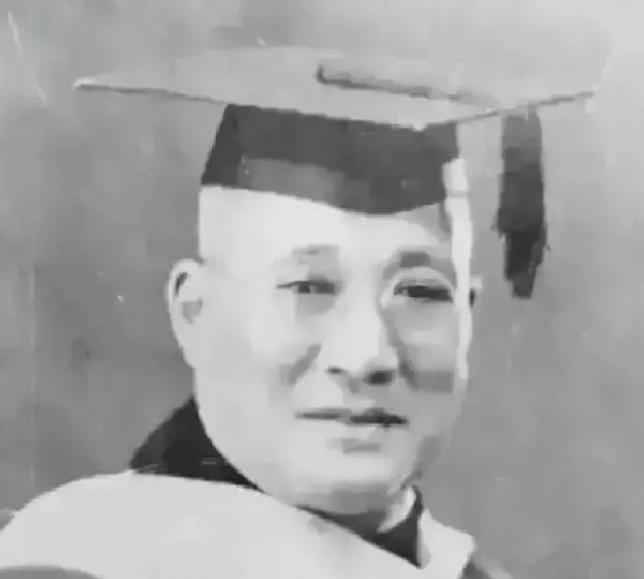 蒋介石断气前，拼着力气对儿子说出了这辈子最后悔的决定：1949年撤退时，最该转移