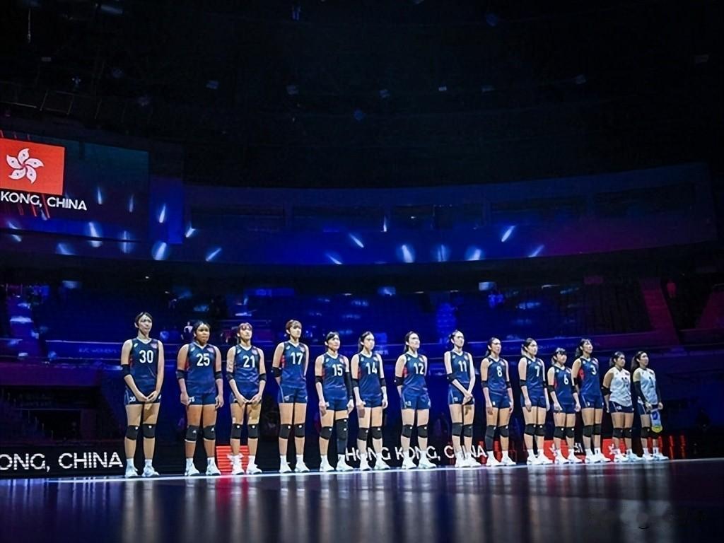 香港女排事件表明了2点：（1）从小孩开始，大力在香港普及唱国歌，刻不容缓。（2）