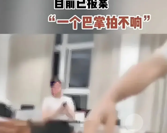 “你怎么能跟我女儿聊这些污秽的话”？你师德何在？看过聊天记录的都知道，女生有
