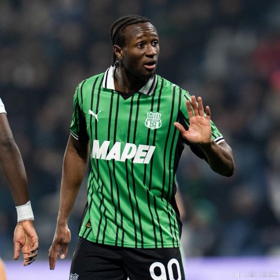 瓜罗：在萨索洛对阵国际米兰的比赛中穆哈雷莫维奇表现平平但国米高层的目光却被伊