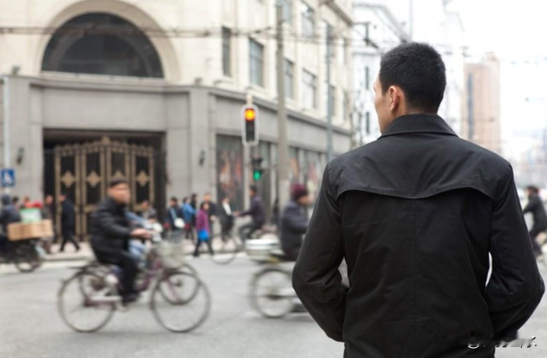 ·你有没有感觉，现在的钱越来越难挣？说真的，以前也不是多容易，但总觉得