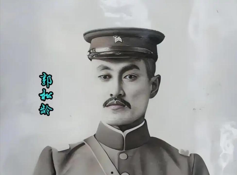 当年张作霖的奉系军阀里，有一位堪称战神级别的猛人，叫郭松龄。这人不仅打仗厉害，还