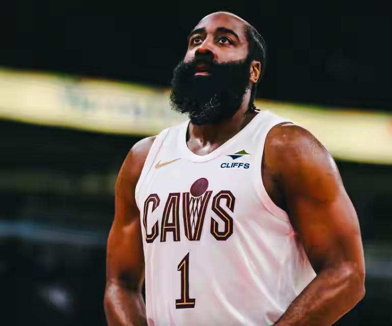 一场活塞88-94魔术，班凯罗笑了，哈登也笑了！坎宁安哭了！NBA季后赛首轮