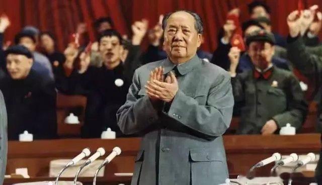 【他晚年最深刻的思考，今天读来字字千钧】   1976年9月9日，毛主席与世