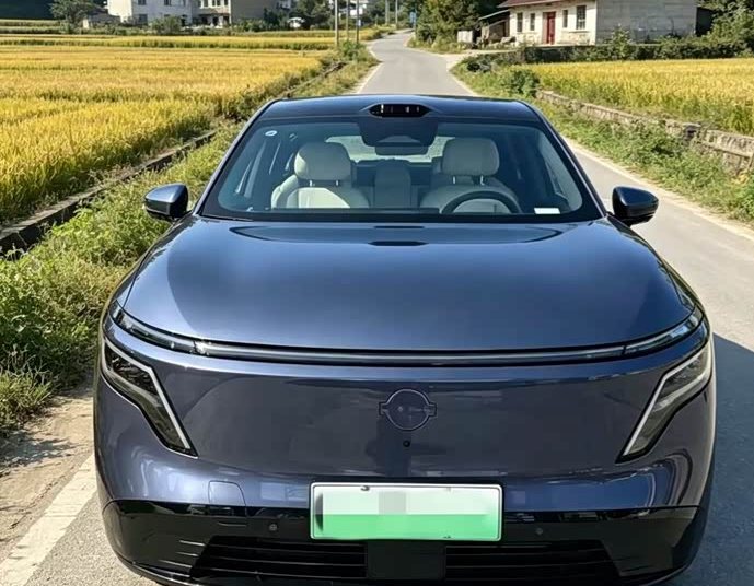 开NX8短途乡间慢行趁着休息日，打算往城郊乡村走走散心，单程距离大概有55公里