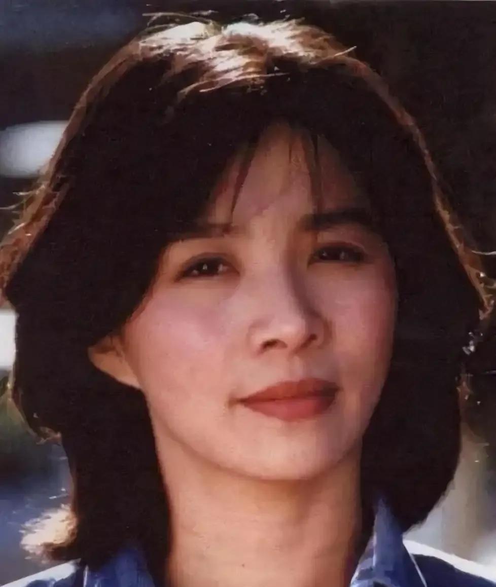 这个女演员厉害了，演过赵丽颖的婆婆，演过闫妮的婆婆，如今在《生万物》里又成