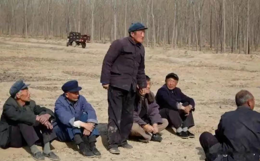 有路无人走，有田无人耕，有屋无人住，为啥年轻人却不愿回农村？春节回了趟豫南