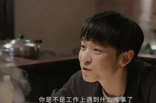 胡曼黎评价自己：“说最硬的话，办最软的事！”她看似利益至上、金钱至上，内心却最柔