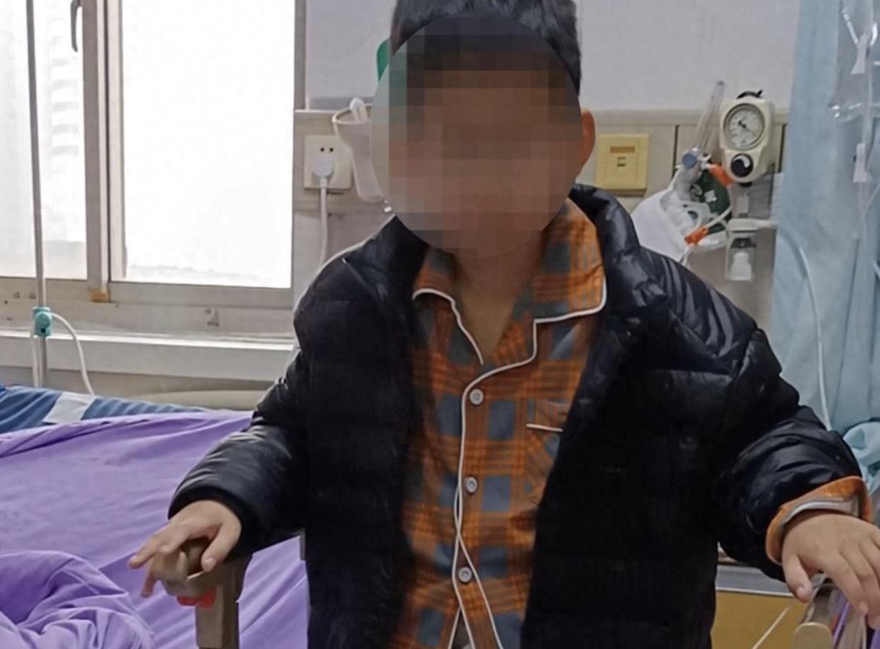 10岁男孩就医被诊断为肿瘤,做手术时竟然被医生切了6个器官,整个消化系统几乎全被
